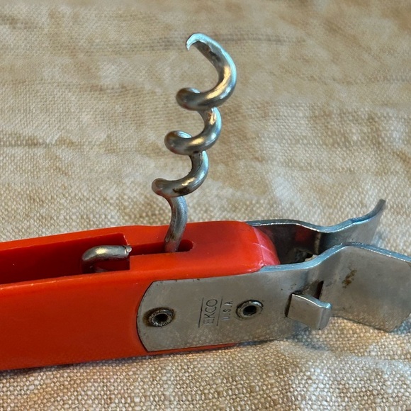 Vintage Ekco Can And Bottle Opener Retractable Corkscrew Made In USA Keyring - Picture 5 of 6
